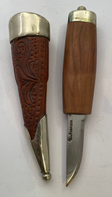 Hovedbilde Slirekniv med signatur på slire og blad (10)