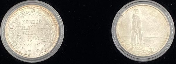 Hovedbilde Sett med 2 kroner 1906 og 1914 fra Samlerhuset