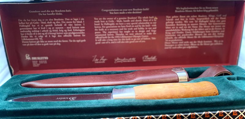 Brusletto Hunter i originalt etui.