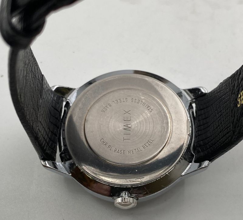 Timex opptrekk med dag/dato