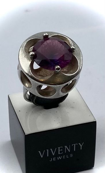 Hovedbilde Ring 925 sølv med lilla sten