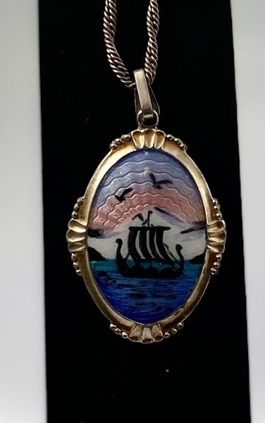 Hovedbilde Anheng 925 sølv med flerfarged emalje av Arne ...