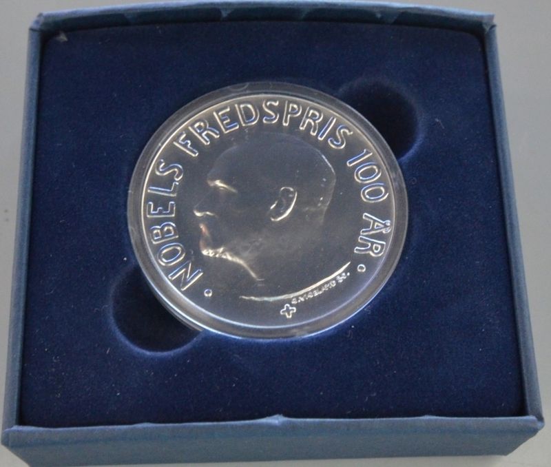 100 kr 2001 - Nobel i originalt etui