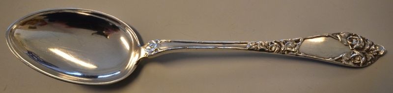 Opphøyd rose: Stor spiseskje 20,5 cm